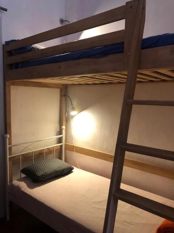 Apartment Agreable, Touche Exotique